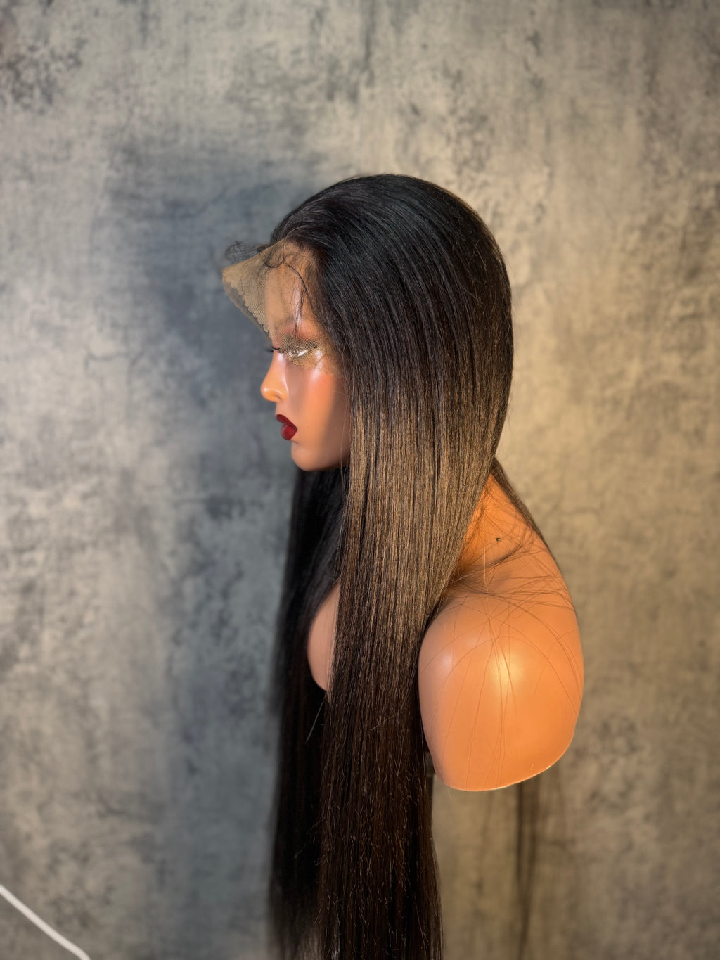 Perruque lisse,couleur naturelle 13*4 fontal transparente