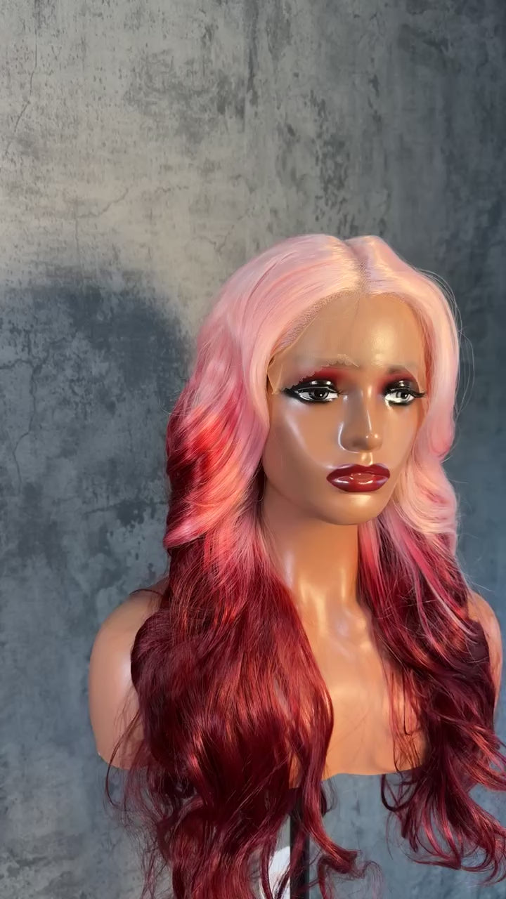 Perruque rose-rouge